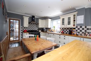 Kitchen/Diner- click for photo gallery